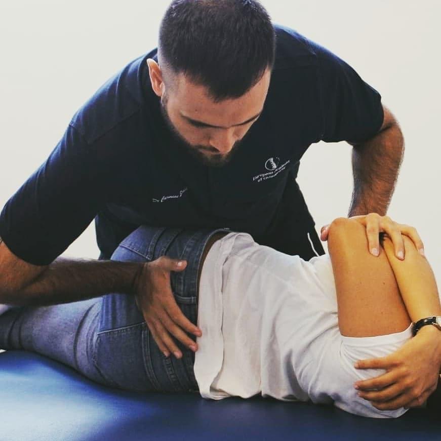 Terapia manuale lombare nello studio di Pompei